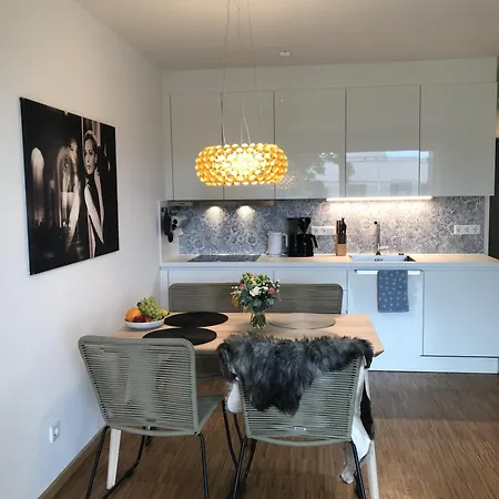 Ferienwohnung New Town 펜션 *